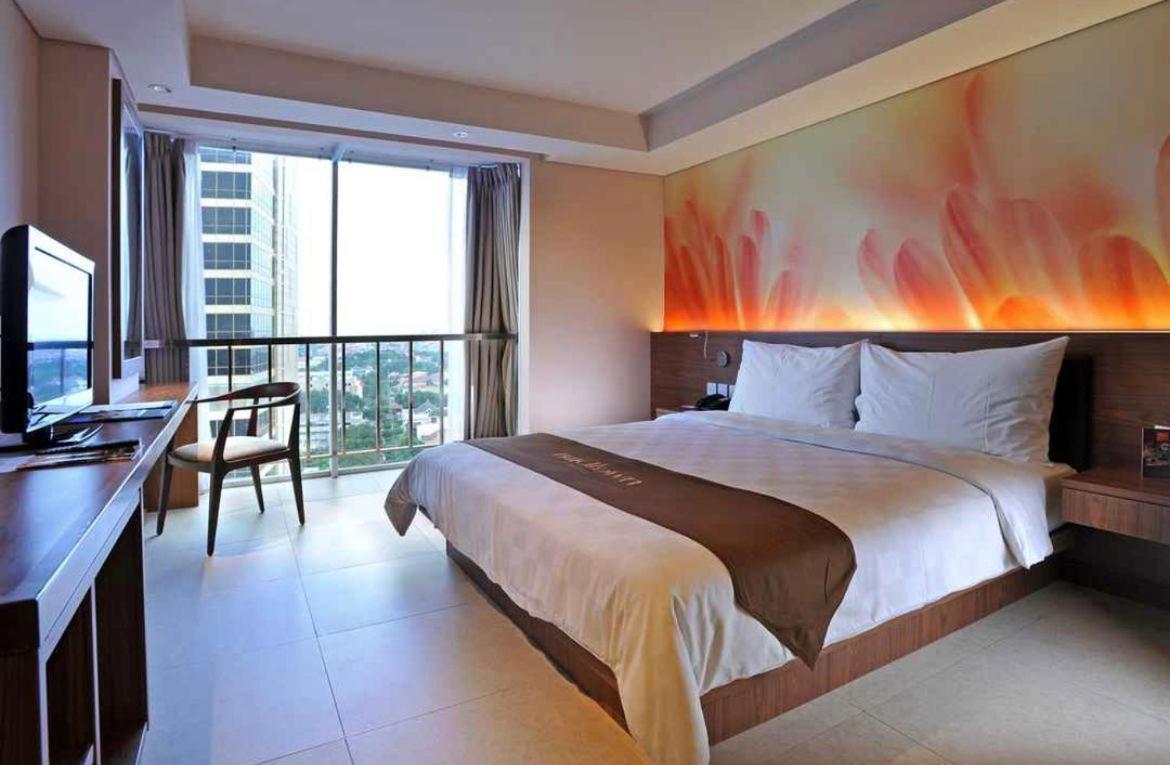 Midtown Hotel Σουραμπάγια Εξωτερικό φωτογραφία