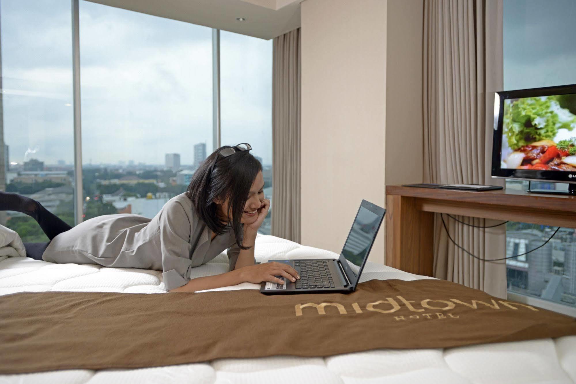 Midtown Hotel Σουραμπάγια Εξωτερικό φωτογραφία