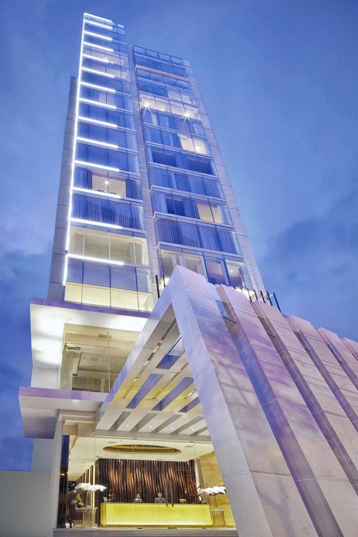 Midtown Hotel Σουραμπάγια Εξωτερικό φωτογραφία